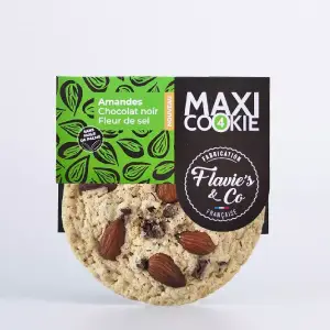 Maxi cookie amandes et chocolat noir à la fleur de sel